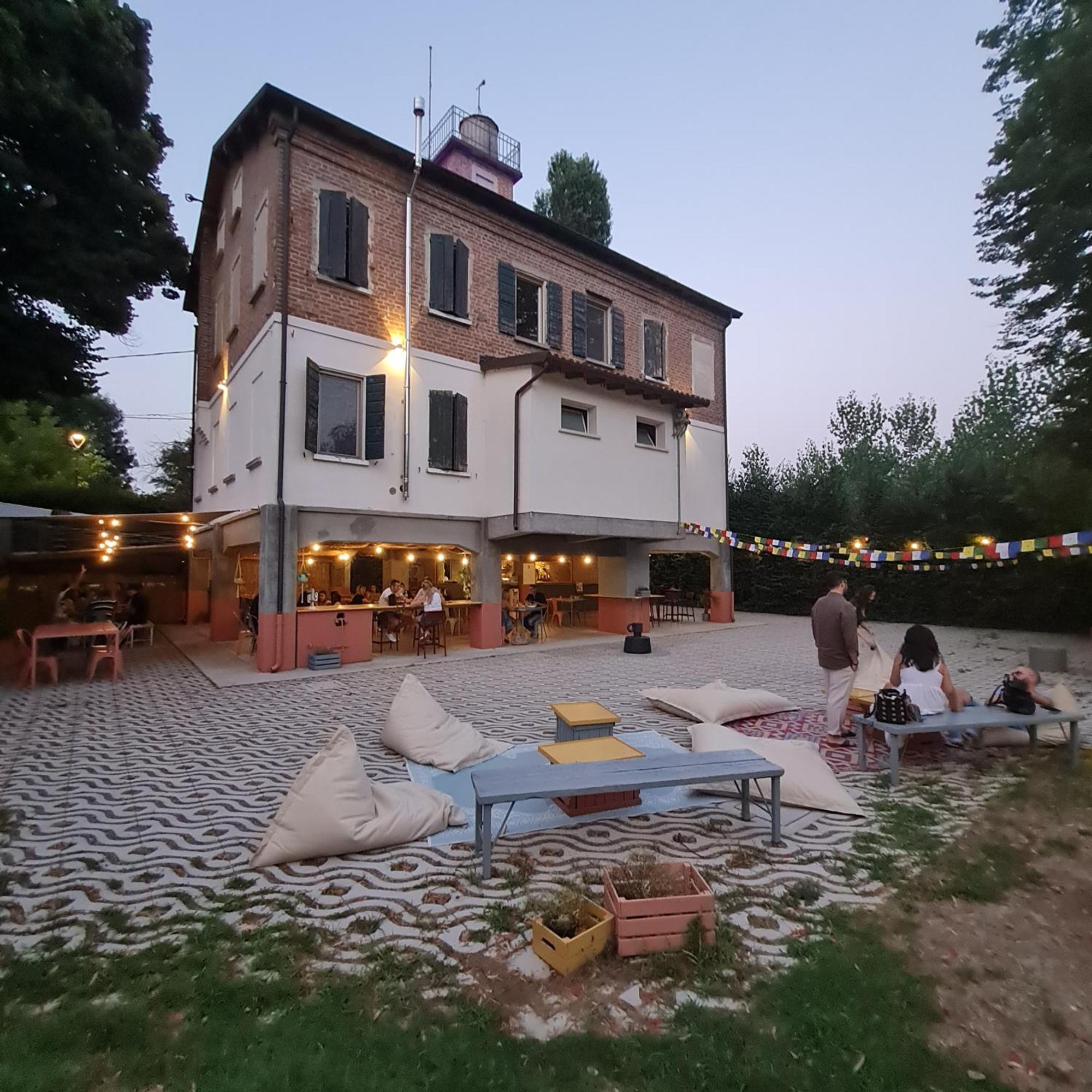 Locanda Dei Pontieri 瓜斯塔拉 外观 照片